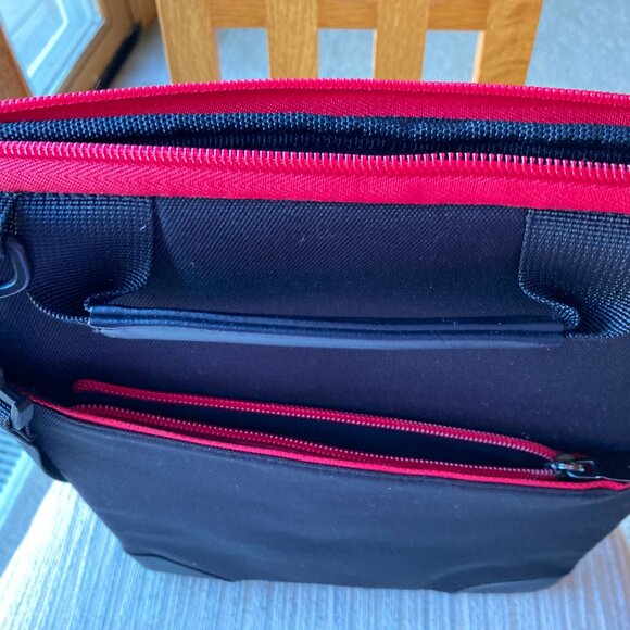 Chromebook Macbook Laptop Bag Case NWOT by Nut Kase Shoulder Crossbody - Picture 6 of 16